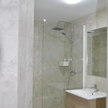 Sea View Apts Anna 9a